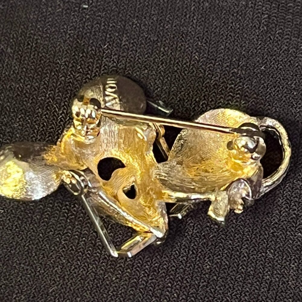 Vintage Avon Mouse Brooch with Hinged Glasses – Gold‑Tone – Collectible - Picture 8 of 10